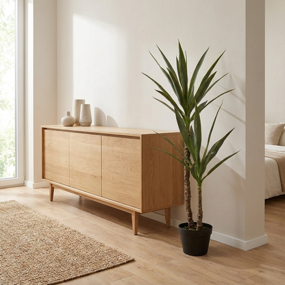 Yucca artificial 110 cm en interior moderno